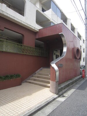 岡村マンション外観写真