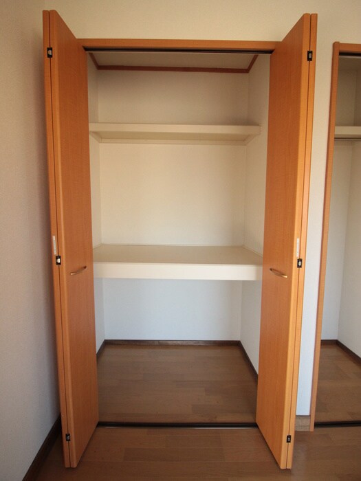 物件内観写真10　(収納)