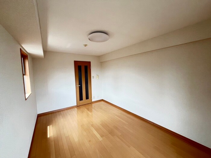 物件内観写真21　(居室)
