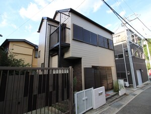 甘利邸外観写真