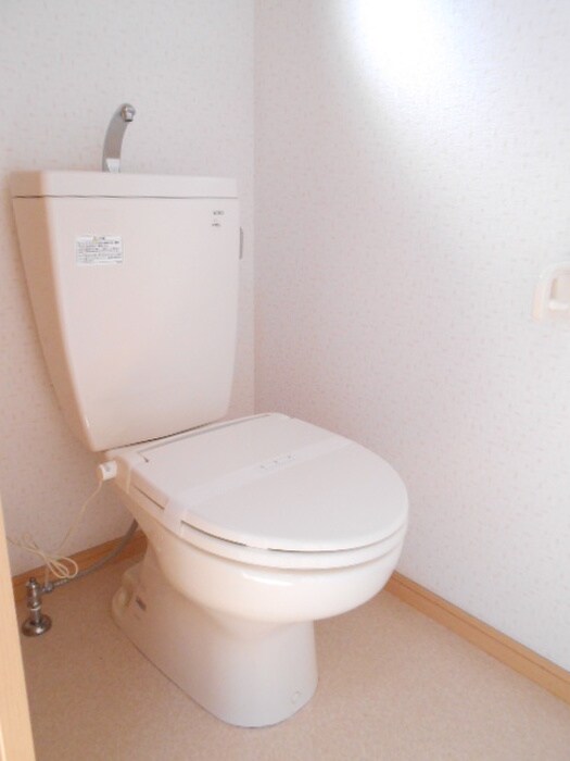 物件内観写真14　(トイレ)