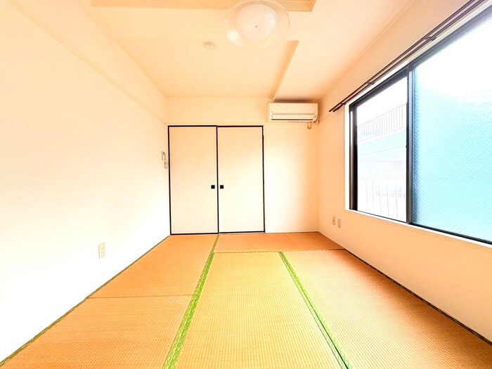 物件内観写真9　(居室)