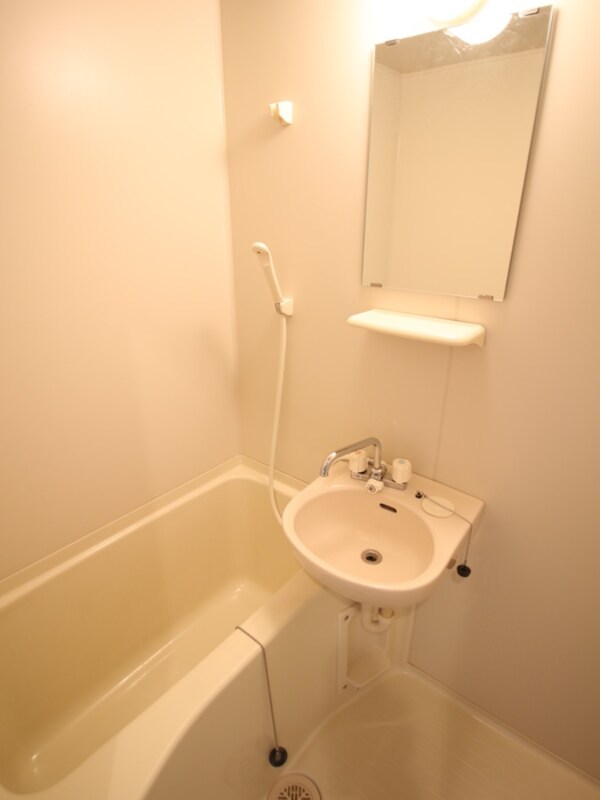 バス／シャワールーム等