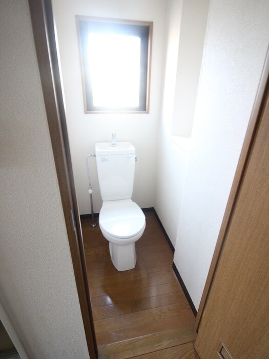 物件内観写真15　(トイレ)