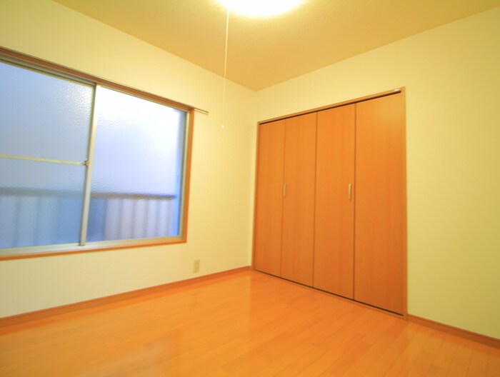 物件内観写真9　(居室)