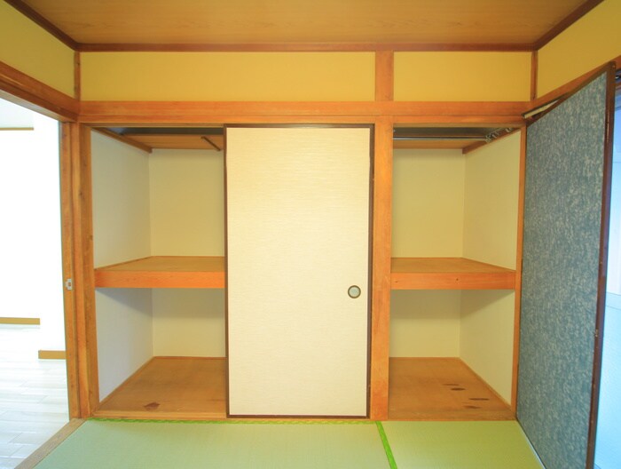 物件内観写真11　(収納)