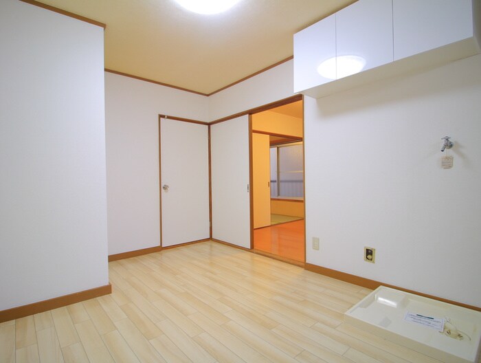 物件内観写真18　(居室)