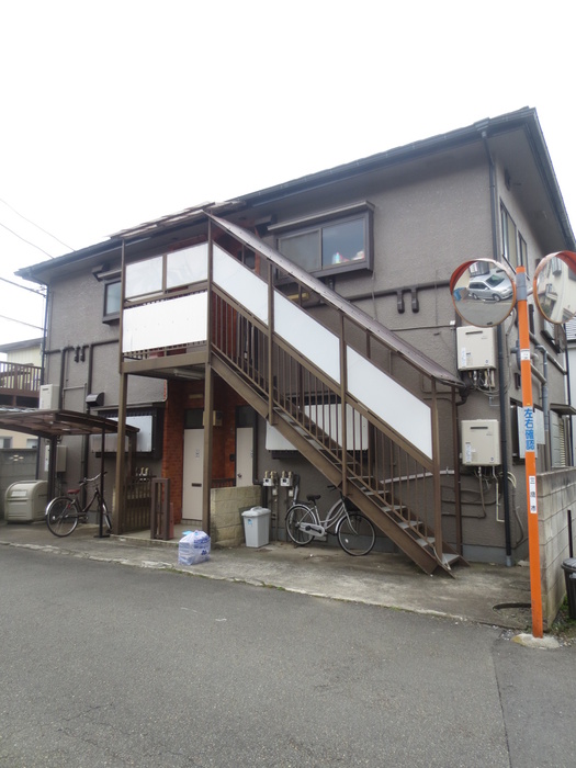 伊東ハイツ