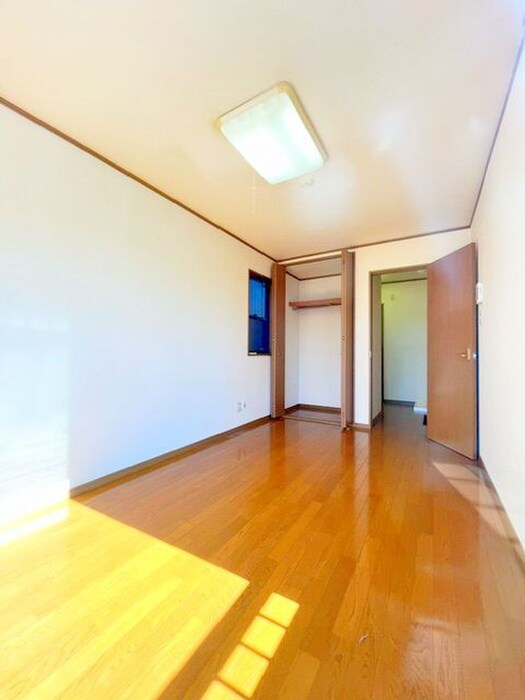 物件内観写真5　(居室)