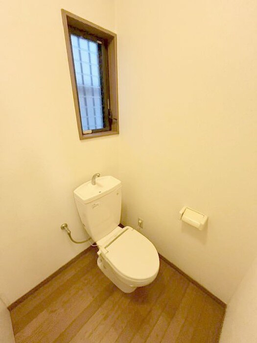 物件内観写真12　(トイレ)