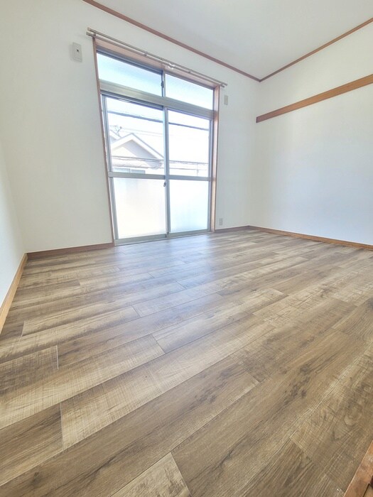 物件内観写真8　(居室)