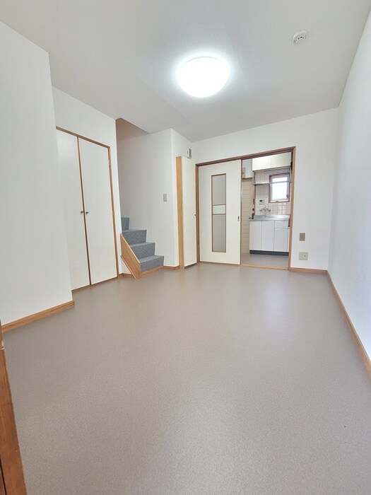 物件内観写真21　(廊下)