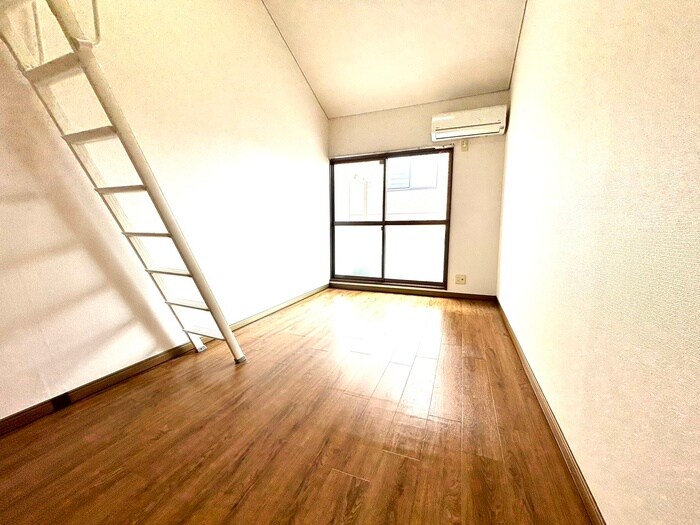 物件内観写真7　(居室)