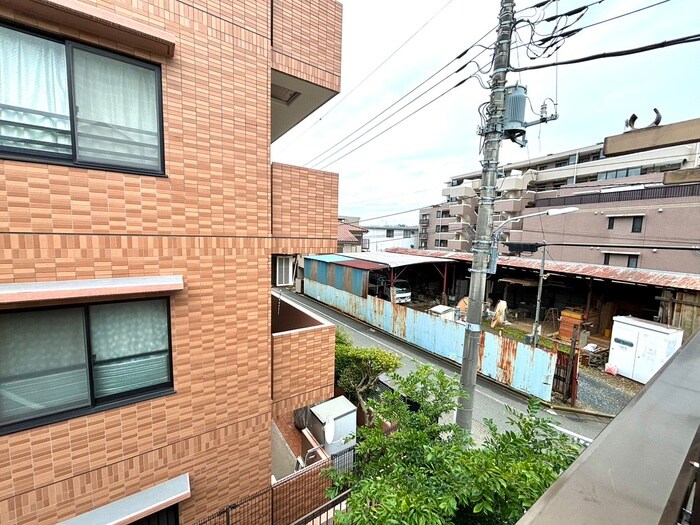 物件内観写真22　(室内からの展望)