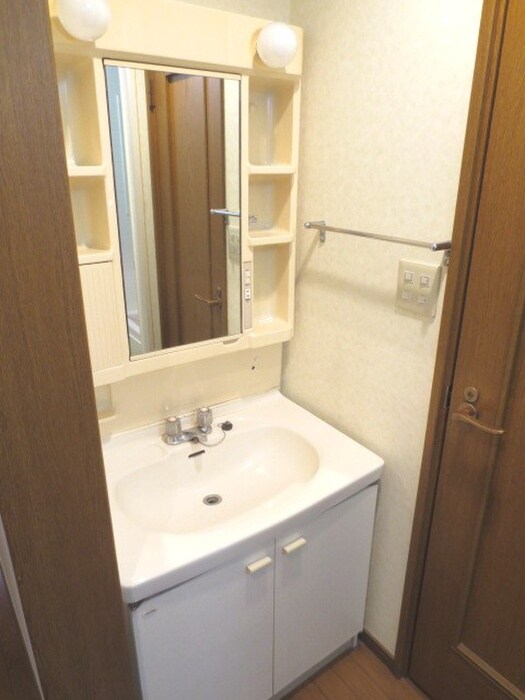 物件内観写真7　(洗面)