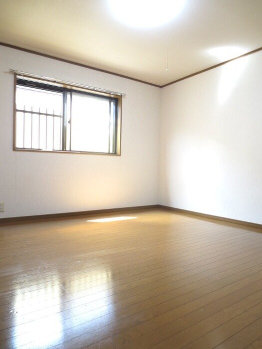 物件内観写真10　(居室)