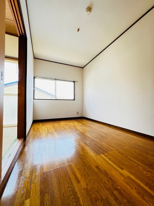 物件内観写真7　(居室)