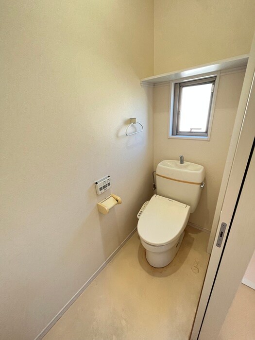 物件内観写真16　(トイレ)