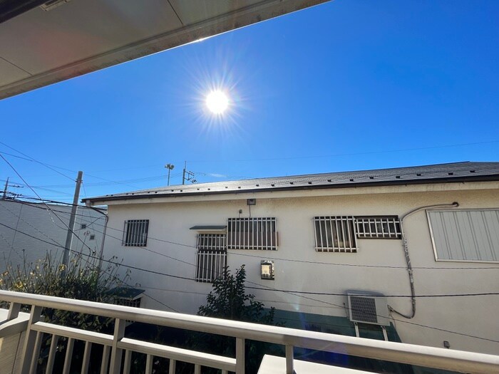 物件内観写真18　(室内からの展望)