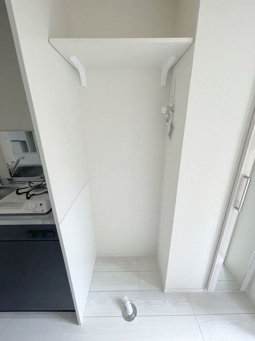 物件内観写真14　(洗濯機置場)