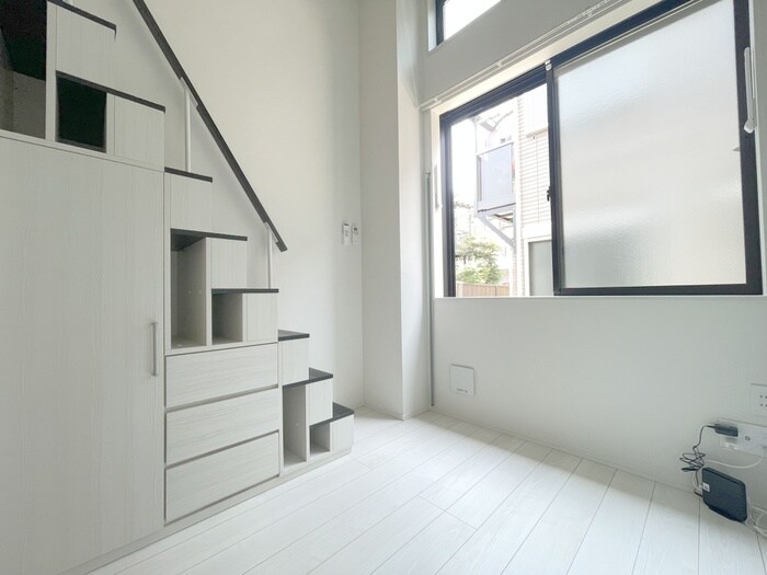 物件内観写真18　(廊下)