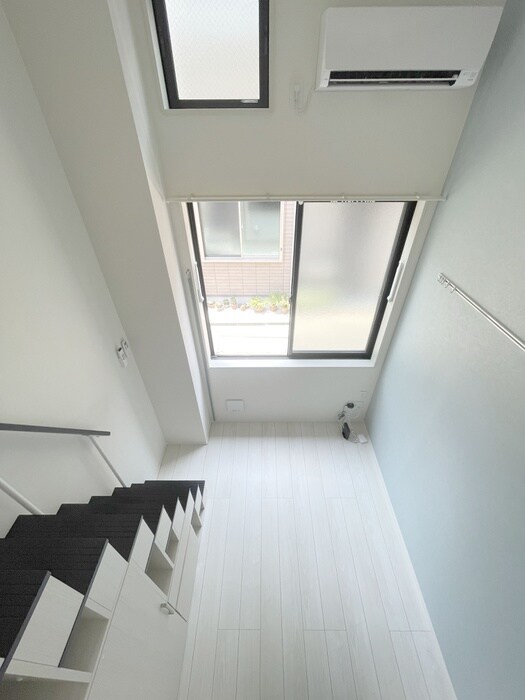 物件内観写真21　(室内からの展望)