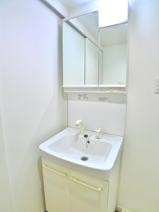 物件内観写真7　(洗面)