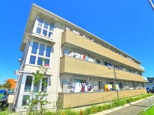 ﾌﾛﾚｽﾀセントラルパーク外観写真