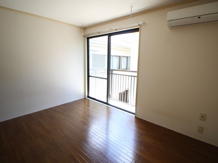 物件内観写真18　(居室)