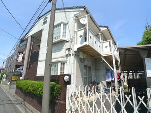 サンパレスコマザキ外観写真