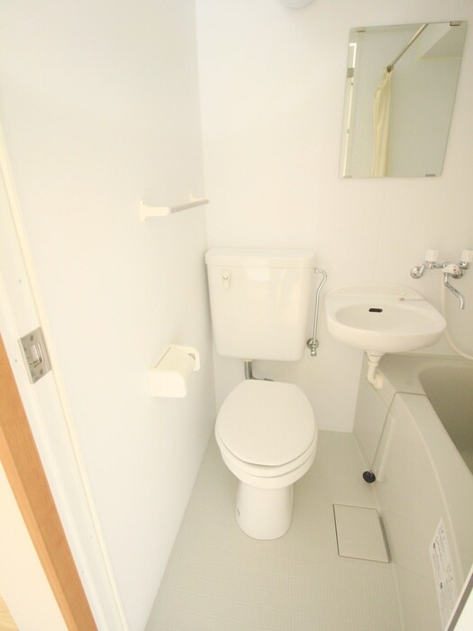 物件内観写真11　(トイレ)