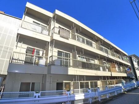 青山マンション外観写真