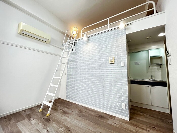 物件内観写真9　(居室)