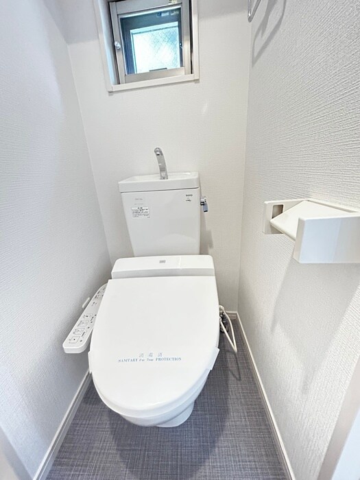 物件内観写真14　(トイレ)