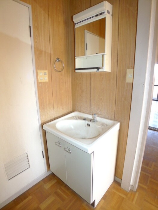 物件内観写真17　(洗面)