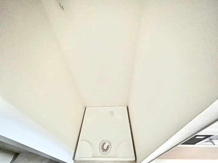 物件内観写真12　(洗濯機置場)