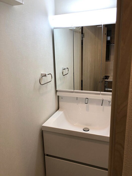 物件内観写真13　(洗面)