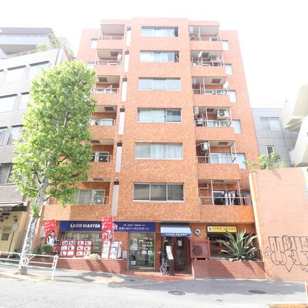 ﾗｲｵﾝｽﾞﾏﾝｼｮﾝ代々木（２０５）外観写真