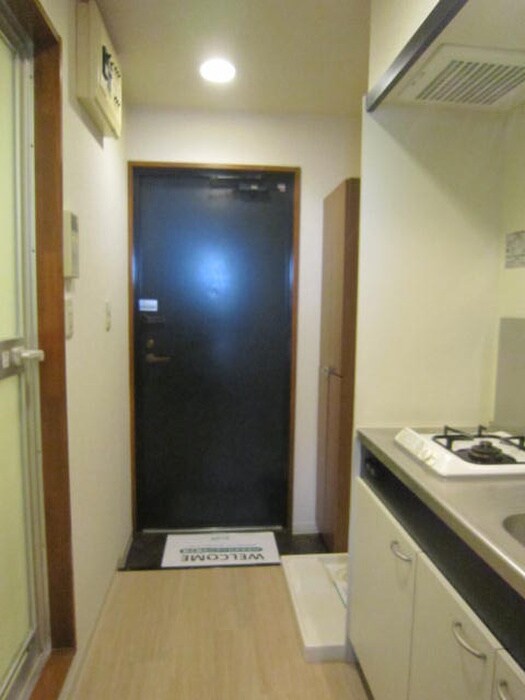 物件内観写真17　(玄関)