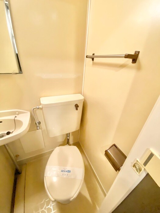 物件内観写真12　(トイレ)