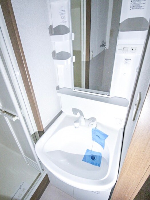 物件内観写真10　(洗面)