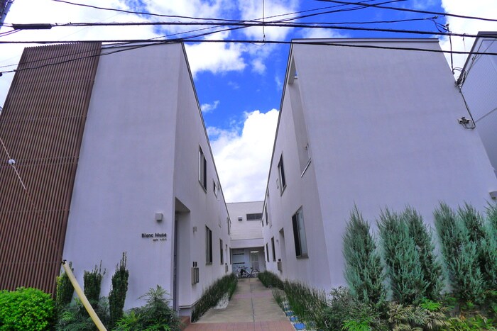 物件外観写真6　(周辺環境)