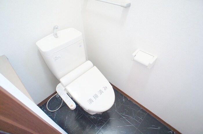 物件内観写真10　(トイレ)