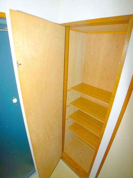 物件内観写真17　(靴箱)