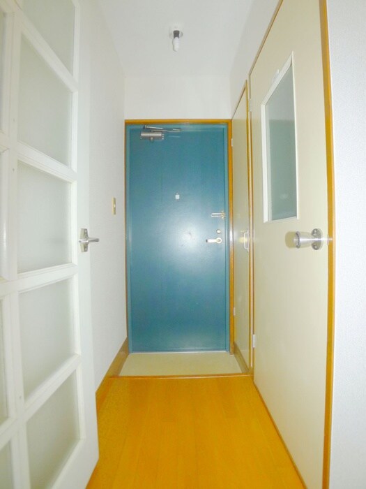 物件内観写真18　(廊下)