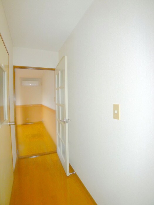 物件内観写真22　(廊下)