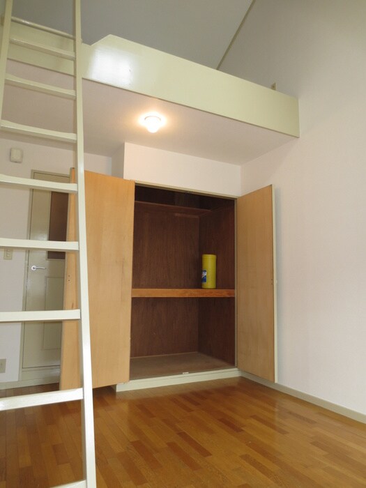 物件内観写真9　(収納)