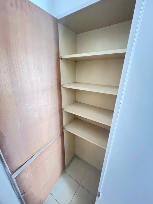 物件内観写真18　(玄関)