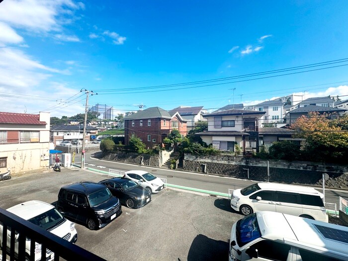 物件内観写真18　(室内からの展望)