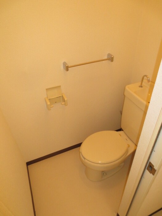 物件内観写真7　(トイレ)